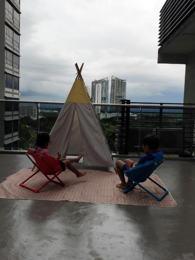 D Bunga مسلم Homestay Pool View Legoland Nusajaya Nusajaya  Exterior foto